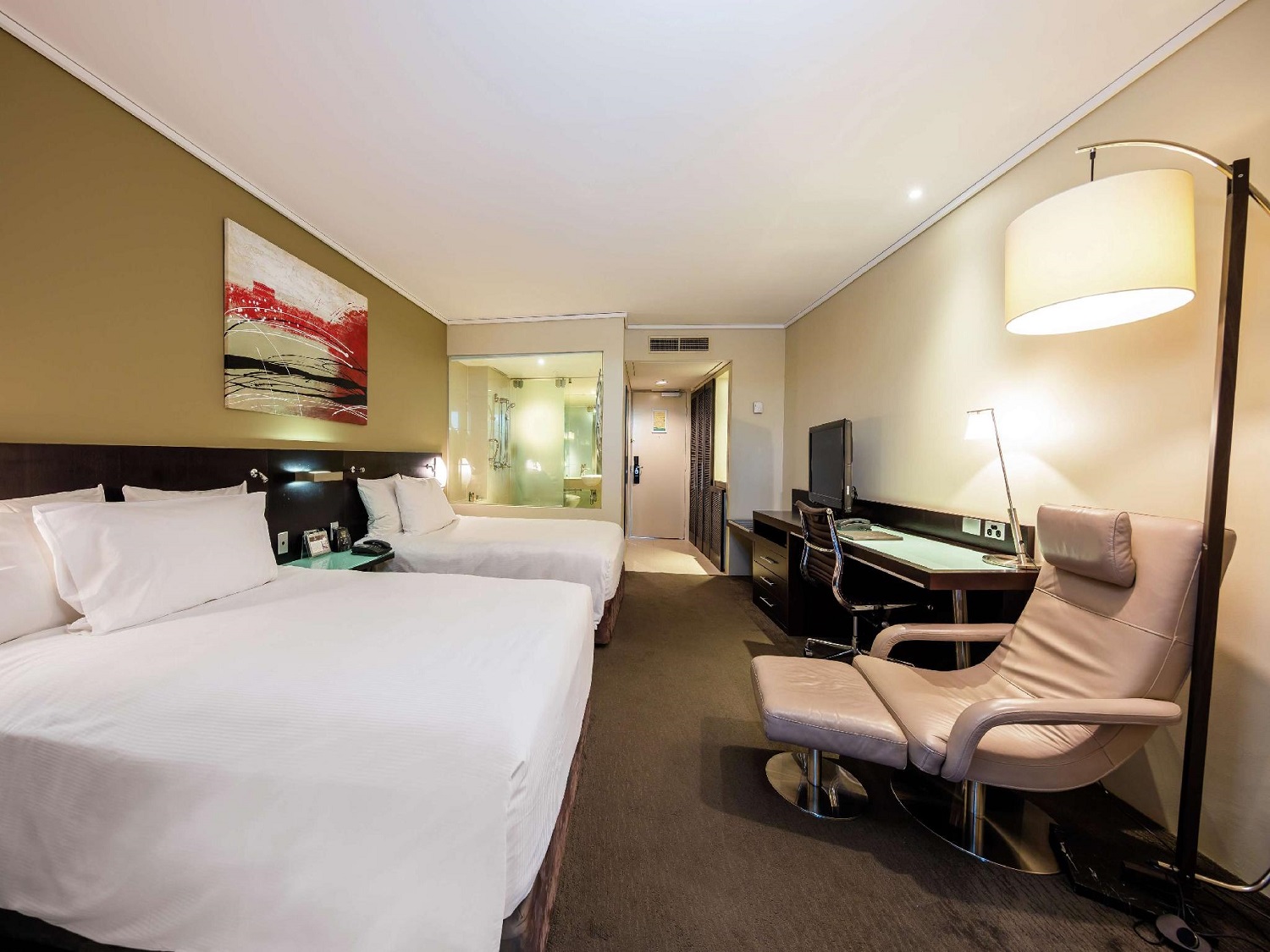 Double Hilton Spa Room