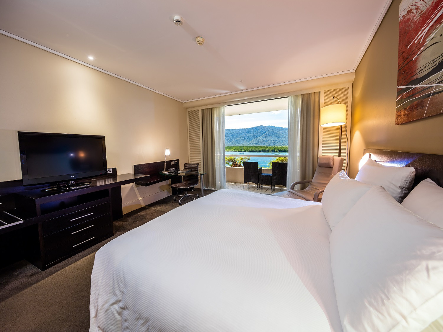 King Hilton Deluxe