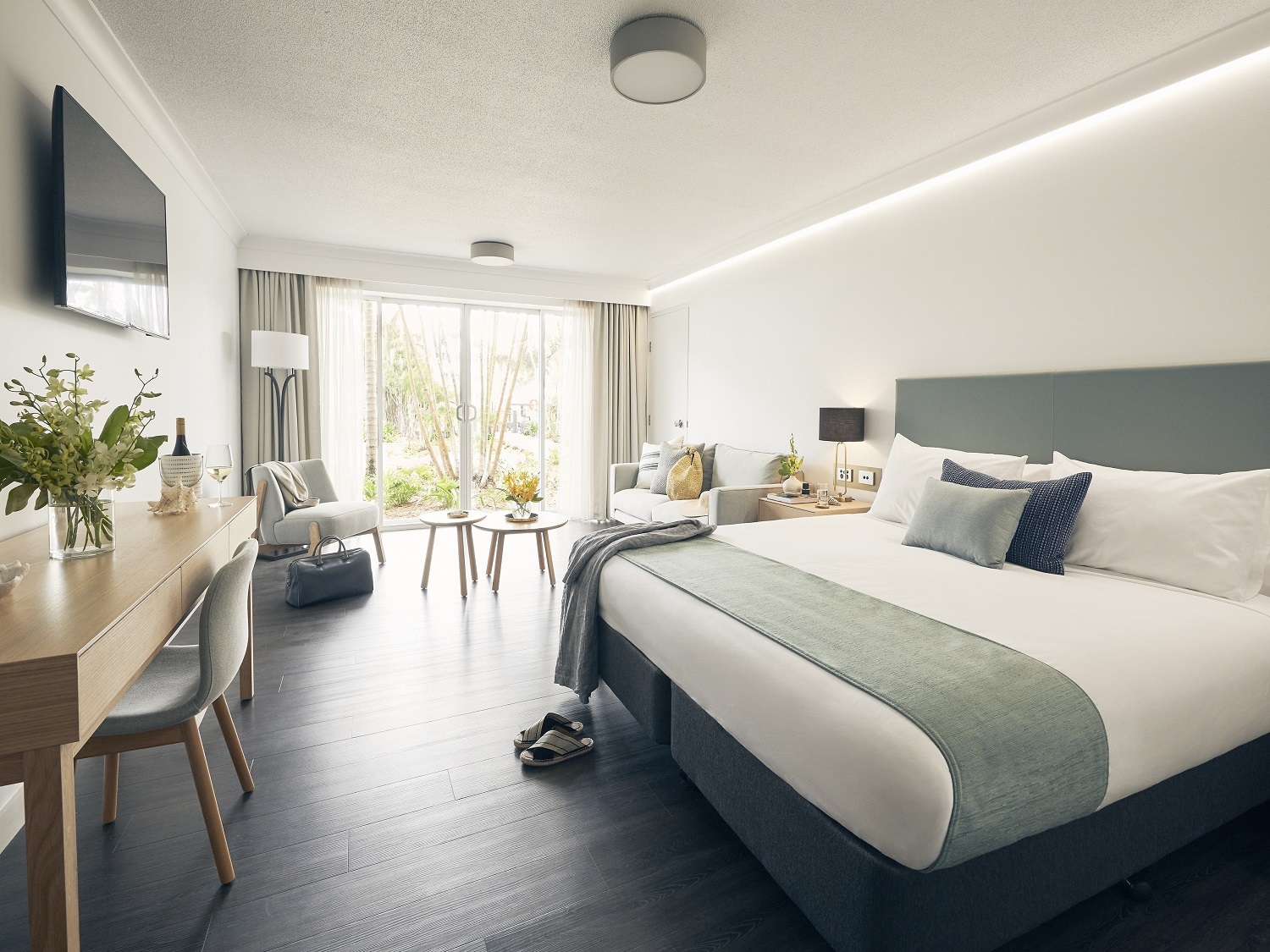 Superior Pool Side King Room - 3 Nights+